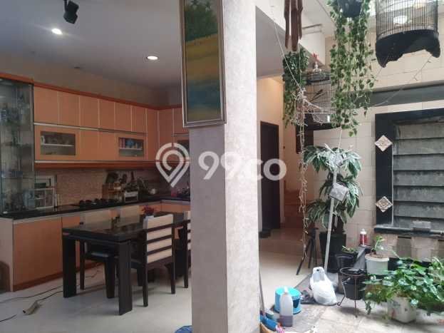Rumah Elit Modern Tanpa Renovasi di Tomang Jakarta Barat Rumah Elit Modern Tanpa Renovasi di Tomang Jakarta Barat