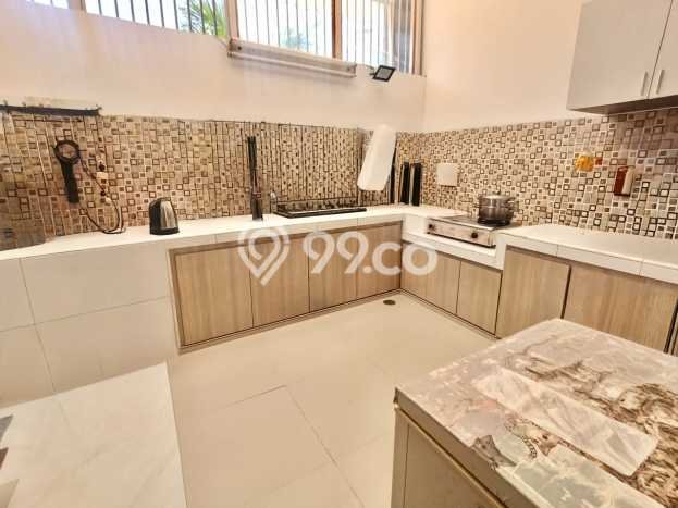 Rumah Elit Modern Siap Huni di Sunter Jakarta Utara Rumah Elit Modern Siap Huni di Sunter Jakarta Utara