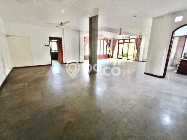 Rumah Mewah LB 675m2 Siap Huni Desain Elegan di Pondok Indah, Jakarta Selatan Rumah Mewah LB 675m2 Siap Huni Desain Elegan di Pondok Indah, Jakarta Selatan