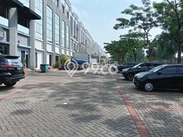 Ruko Bagus LT 81m2 LB 324m2 Dijual di Kelapa Gading Jakarta Utara Ruko Bagus LT 81m2 LB 324m2 Dijual di Kelapa Gading Jakarta Utara