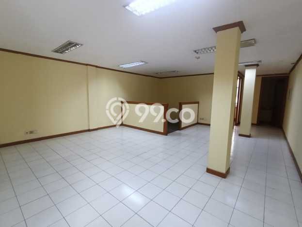 Ruko Paling Dicari LB 299m2 Dijual di Jatinegara Ruko Paling Dicari LB 299m2 Dijual di Jatinegara