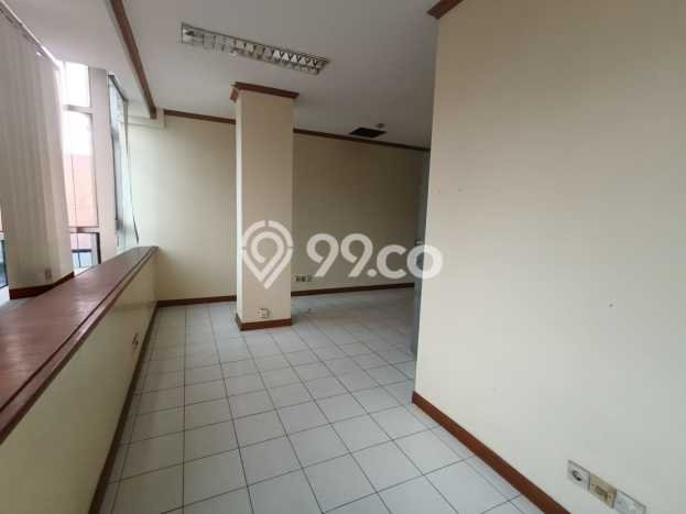 Ruko Paling Dicari LB 299m2 Dijual di Jatinegara Ruko Paling Dicari LB 299m2 Dijual di Jatinegara