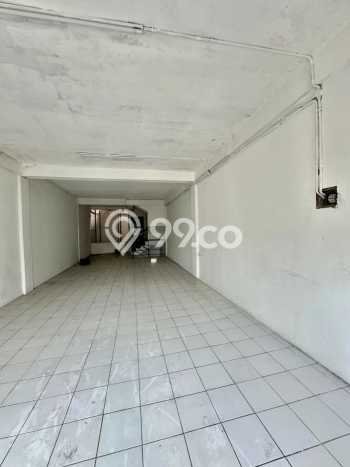 Ruko Dijual di Jakarta Utara LT 81m2 & LB 405m2 Lokasi Terbaik! Ruko Dijual di Jakarta Utara LT 81m2 & LB 405m2 Lokasi Terbaik!