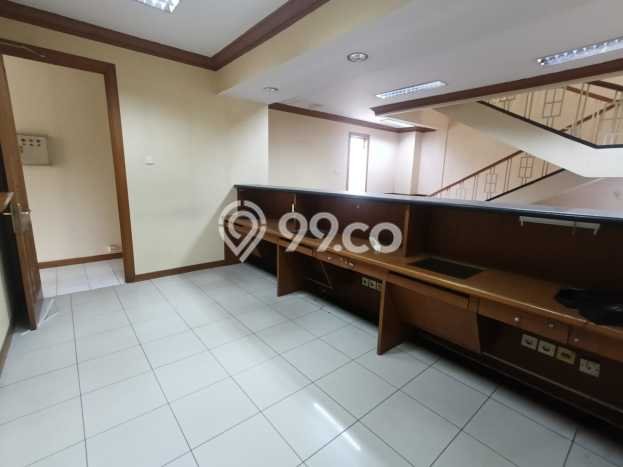 Ruko Paling Dicari LB 299m2 Dijual di Jatinegara Ruko Paling Dicari LB 299m2 Dijual di Jatinegara