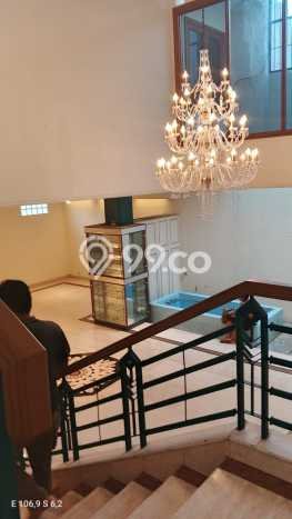 For Sale! Premium House LT 240m2 Desain Modern di Pulomas For Sale! Premium House LT 240m2 Desain Modern di Pulomas