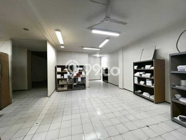 Ruko Dijual di Prime Area Jakarta Pusat Luas 600m2 Ruko Dijual di Prime Area Jakarta Pusat Luas 600m2