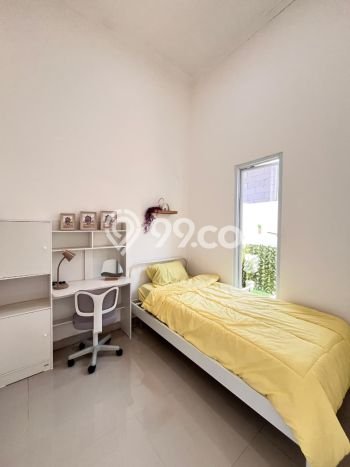 For Sale Rumah 2 Kamar Lokasi Ideal Bagus dan Strategis di Bekasi Timur For Sale Rumah 2 Kamar Lokasi Ideal Bagus dan Strategis di Bekasi Timur