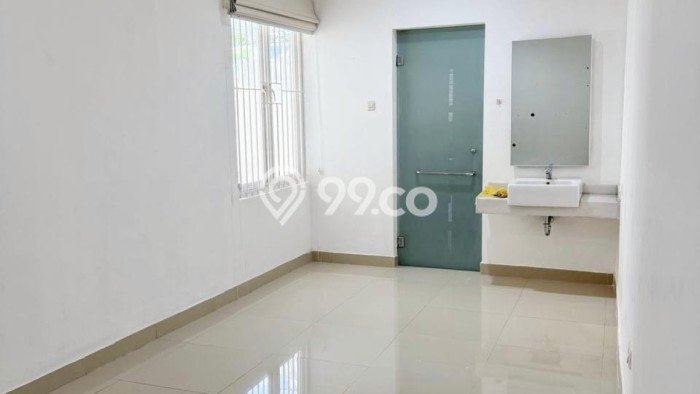 Rumah Modern 3 KT LT 180m2 di Gununganyar Rumah Modern 3 KT LT 180m2 di Gununganyar