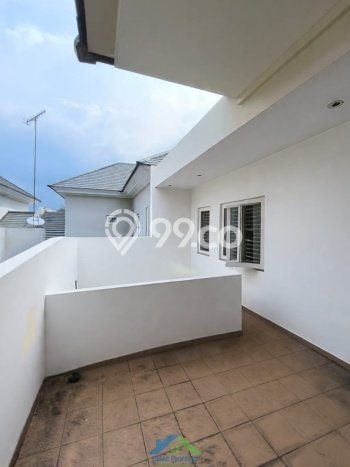 Dijual Rumah Luas Megah Dengan View Cantik di Kota Wisata, Jakarta Timur Dijual Rumah Luas Megah Dengan View Cantik di Kota Wisata, Jakarta Timur