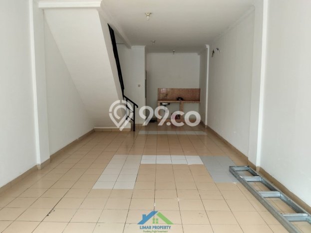 Disewakan Ruko di Kawasan Ramai Kota Wisata Luas 100m2 Disewakan Ruko di Kawasan Ramai Kota Wisata Luas 100m2