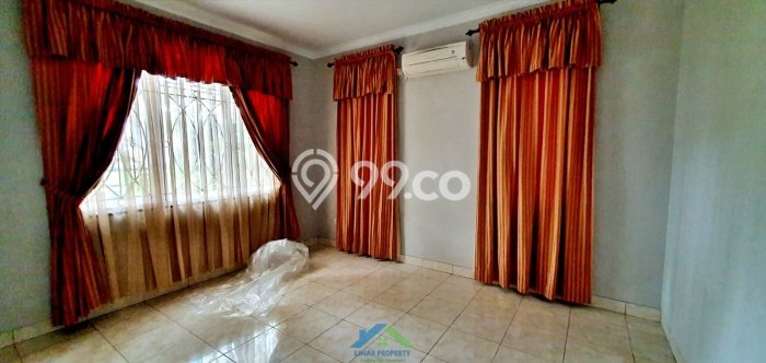 Hunian Elit LB 300m2 Siap Huni Desain Elegan di Legenda Wisata, Bogor Hunian Elit LB 300m2 Siap Huni Desain Elegan di Legenda Wisata, Bogor