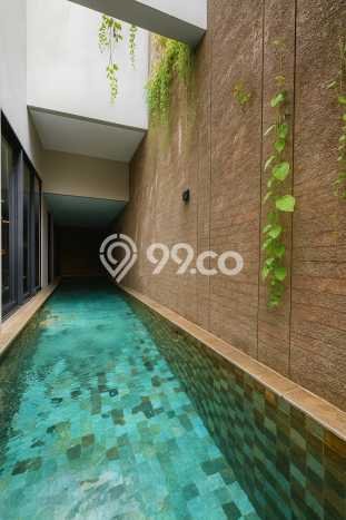 For Sale! Premium House LT 128m2 Desain Elegan di Lebak Bulus For Sale! Premium House LT 128m2 Desain Elegan di Lebak Bulus