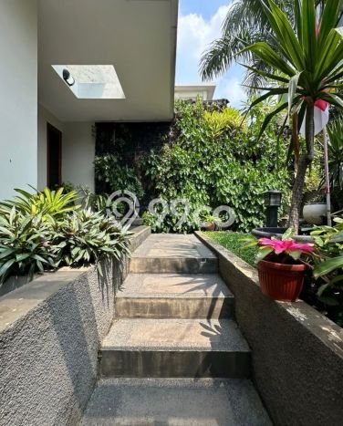 Hunian Super Mewah dengan Akses Paling Strategis di Pondok Indah, Jakarta Selatan Hunian Super Mewah dengan Akses Paling Strategis di Pondok Indah, Jakarta Selatan