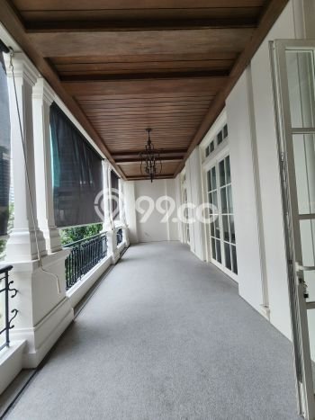 Dijual Rumah Luas Elegan Dengan View Eksklusif di Mega Kuningan, Jakarta Selatan Dijual Rumah Luas Elegan Dengan View Eksklusif di Mega Kuningan, Jakarta Selatan