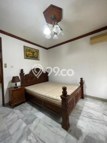Rumah Elit LB 250m2 Siap Pakai Desain Elegan di Pejaten, Jakarta Selatan Rumah Elit LB 250m2 Siap Pakai Desain Elegan di Pejaten, Jakarta Selatan