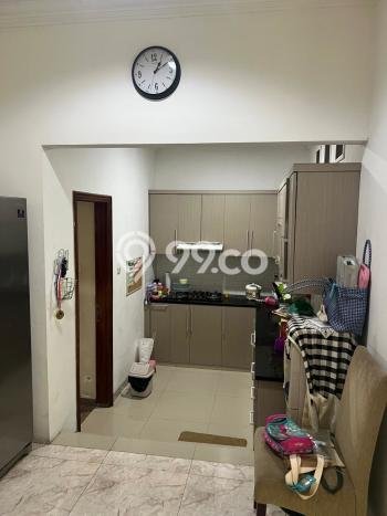 Jual Rumah Mewah Megah Dengan View Cantik di Cinere, Jakarta Selatan Jual Rumah Mewah Megah Dengan View Cantik di Cinere, Jakarta Selatan