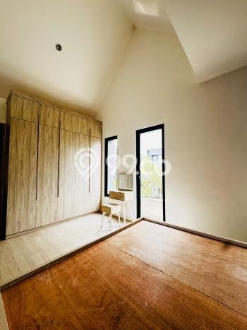 Rumah Luas Asri 3 KT Siap Huni di Cinere Jakarta Selatan Rumah Luas Asri 3 KT Siap Huni di Cinere Jakarta Selatan