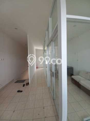 Ruko Dijual di Cinere LT 129m2, LB 118m2 Solusi Investasi Cerdas Ruko Dijual di Cinere LT 129m2, LB 118m2 Solusi Investasi Cerdas