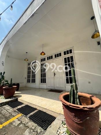 Rumah Luxury Modern Siap Huni di Lebak Bulus Jakarta Selatan Rumah Luxury Modern Siap Huni di Lebak Bulus Jakarta Selatan