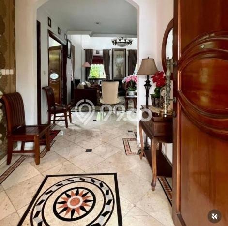 For Sale! Luxury House LT 451m2 Desain Elegan di Pejaten For Sale! Luxury House LT 451m2 Desain Elegan di Pejaten