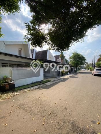 Rumah Elit LB 180m2 Siap Huni Desain Elegan di Lebak Bulus, Jakarta Selatan Rumah Elit LB 180m2 Siap Huni Desain Elegan di Lebak Bulus, Jakarta Selatan