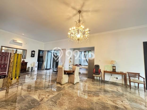 Best Deal Hunian Premium Ideal dan Luas di Cinere, Depok Best Deal Hunian Premium Ideal dan Luas di Cinere, Depok