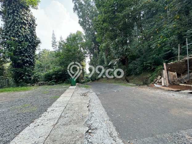 Vila Terawat Kawasan Megamendung, Dimensi 1600m2m², Lingkungan Asri dan nyaman Vila Terawat Kawasan Megamendung, Dimensi 1600m2m², Lingkungan Asri dan nyaman