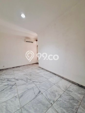 Dijual Rumah Luas Elegan Dengan View Cantik di Lebak Bulus, Jakarta Selatan Dijual Rumah Luas Elegan Dengan View Cantik di Lebak Bulus, Jakarta Selatan