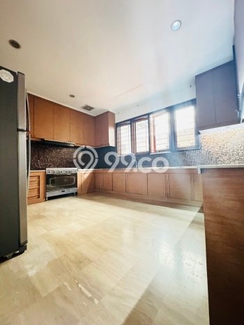 For Sale! Luxury House LT 945m2 Desain Modern di Cipete For Sale! Luxury House LT 945m2 Desain Modern di Cipete