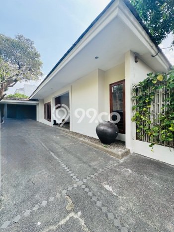 For Sale! Luxury House LT 945m2 Desain Modern di Cipete For Sale! Luxury House LT 945m2 Desain Modern di Cipete