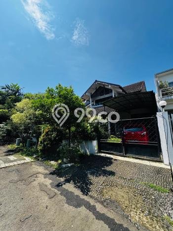 Rumah Luxury Modern Tanpa Renovasi di Lebak Bulus Jakarta Selatan Rumah Luxury Modern Tanpa Renovasi di Lebak Bulus Jakarta Selatan