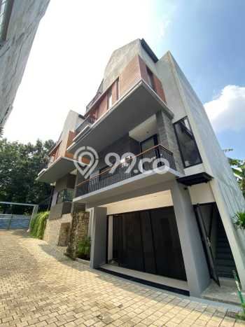 For Sale Rumah Elit Exclusive di Kebayoran Baru, Jakarta Selatan For Sale Rumah Elit Exclusive di Kebayoran Baru, Jakarta Selatan