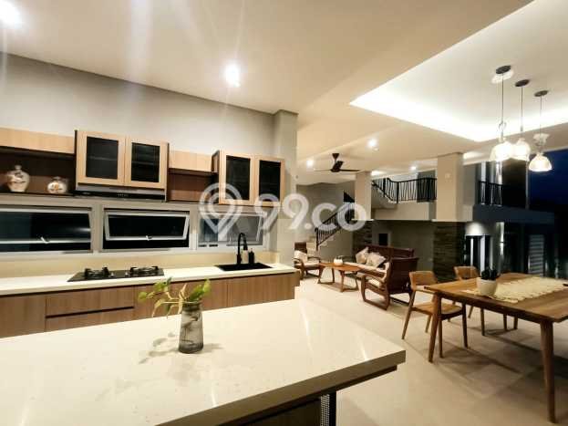 Dijual! Vila Kawasan , Luas 282m2m², Lokasi Premium Dijual! Vila Kawasan , Luas 282m2m², Lokasi Premium