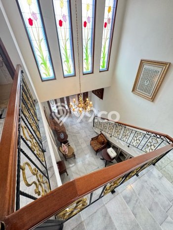 Dijual Rumah Premium dengan Fasilitas Sekitar Lengkap di Cinere, Depok Dijual Rumah Premium dengan Fasilitas Sekitar Lengkap di Cinere, Depok
