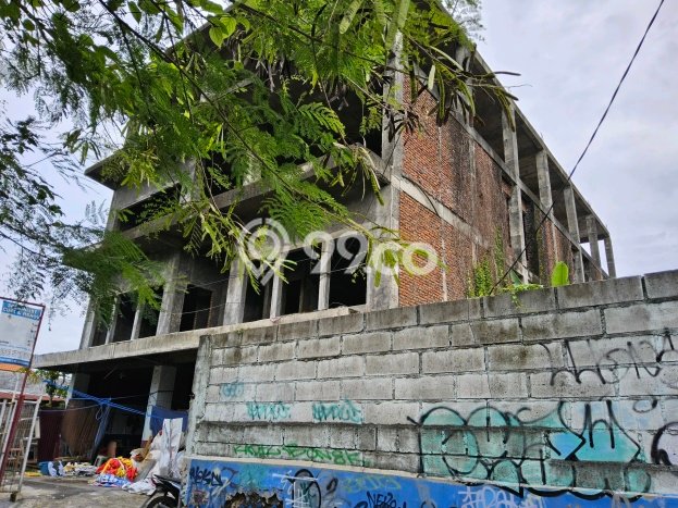 Komersial Bagus Dijual LB 300m2 Lokasi Strategis Surabaya Area Cocok untuk Berbisnis Komersial Bagus Dijual LB 300m2 Lokasi Strategis Surabaya Area Cocok untuk Berbisnis