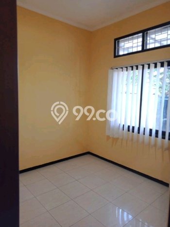 For Sale Rumah 2 Kamar Lokasi Strategis Bagus dan Strategis di Rungkut For Sale Rumah 2 Kamar Lokasi Strategis Bagus dan Strategis di Rungkut