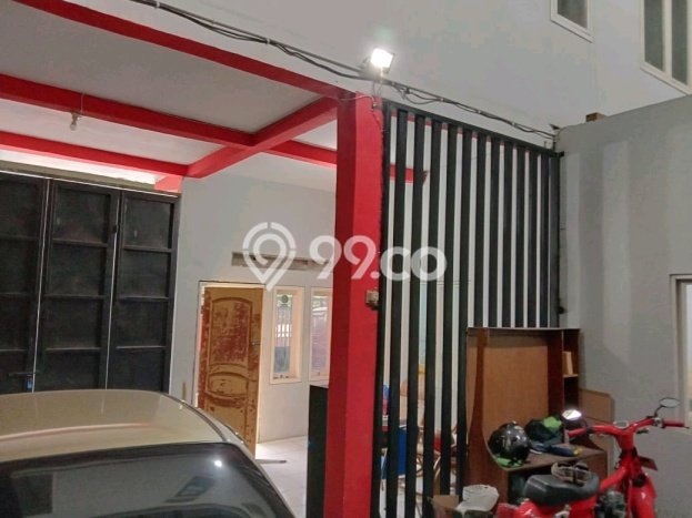 Hunian Cantik Modern Lb 200m2 di Waru, Sidoarjo Hunian Cantik Modern Lb 200m2 di Waru, Sidoarjo
