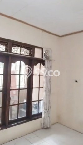 Rumah Luas Asri 5 KT Siap Pakai di Tomang Jakarta Barat Rumah Luas Asri 5 KT Siap Pakai di Tomang Jakarta Barat