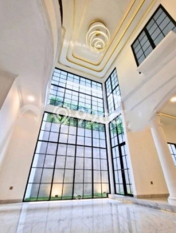 Ready to Use! Luxury House LT 313m2 Desain Modern di Tomang Ready to Use! Luxury House LT 313m2 Desain Modern di Tomang
