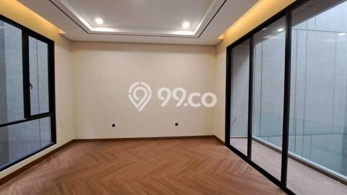 Rumah Elit Modern Tanpa Renovasi di Citraland Surabaya Rumah Elit Modern Tanpa Renovasi di Citraland Surabaya