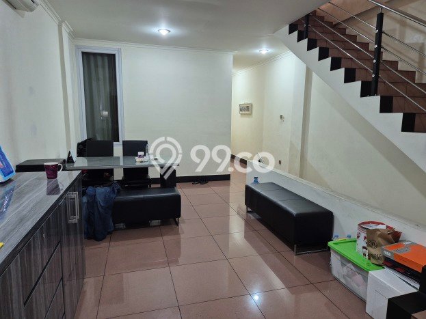 Ruko Dijual di Jakarta Pusat LT 76m2 & LB 310m2 Lokasi Terbaik! Ruko Dijual di Jakarta Pusat LT 76m2 & LB 310m2 Lokasi Terbaik!