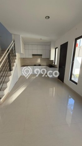 Rumah Sewa Batam LT 204m2 LB 182m2 Kawasan Batam Centre Rumah Sewa Batam LT 204m2 LB 182m2 Kawasan Batam Centre