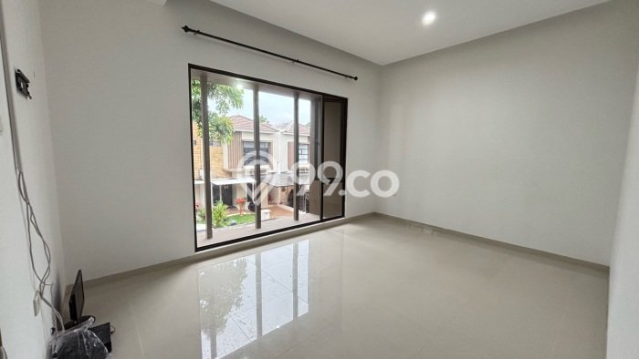 Disewakan! Rumah 4 Kamar Tidur &
3 Kamar Mandi di Batam Centre, Batam Disewakan! Rumah 4 Kamar Tidur &
3 Kamar Mandi di Batam Centre, Batam