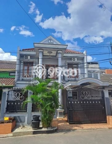 Siap Huni Hunian Elit 4 Kamar di Cimanggis Dekat ke Mana Pun Siap Huni Hunian Elit 4 Kamar di Cimanggis Dekat ke Mana Pun