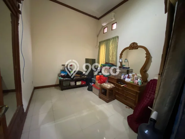 Jual Rumah Luas Megah Dengan View Cantik di Margonda, Depok Jual Rumah Luas Megah Dengan View Cantik di Margonda, Depok