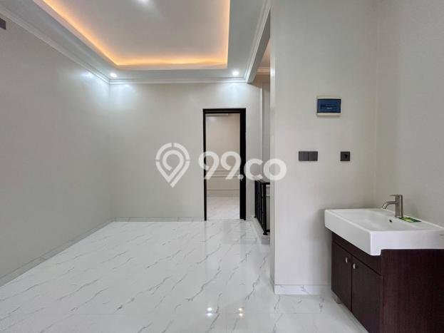 Dijual Rumah Elit Exclusive di BSD, Tangerang Selatan Dijual Rumah Elit Exclusive di BSD, Tangerang Selatan