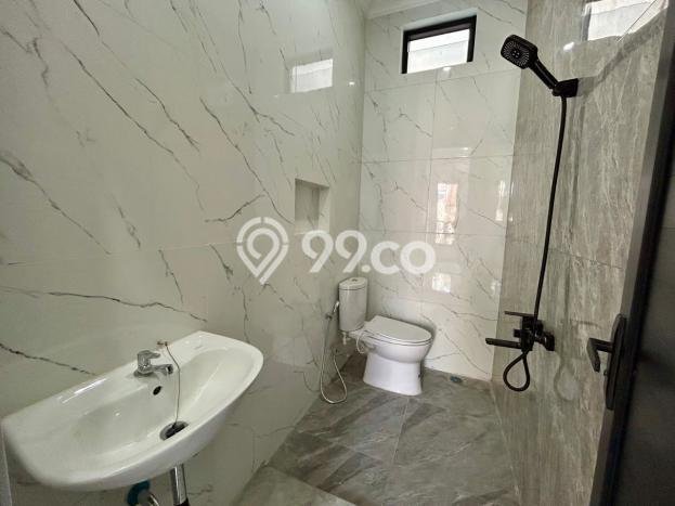 Dijual Hunian Rumah Nyaman 3 Kamar di BSD Kencana Loka, Tangerang Dijual Hunian Rumah Nyaman 3 Kamar di BSD Kencana Loka, Tangerang