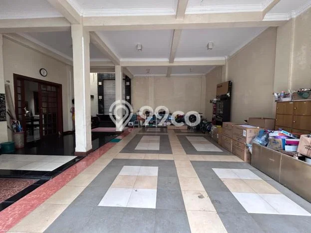 Jual Rumah Bagus Siap Huni LB 316m2 di Pasar Rebo, Jakarta Timur Jual Rumah Bagus Siap Huni LB 316m2 di Pasar Rebo, Jakarta Timur