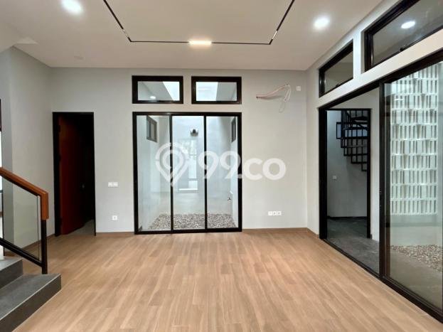 Dijual Rumah Luas Megah Dengan View Cantik di BSD Griya Loka, Tangerang Dijual Rumah Luas Megah Dengan View Cantik di BSD Griya Loka, Tangerang