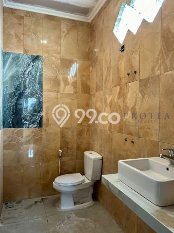 Hunian Mewah Dijual LT 164m2 di BSD, Tangerang Selatan Hunian Mewah Dijual LT 164m2 di BSD, Tangerang Selatan
